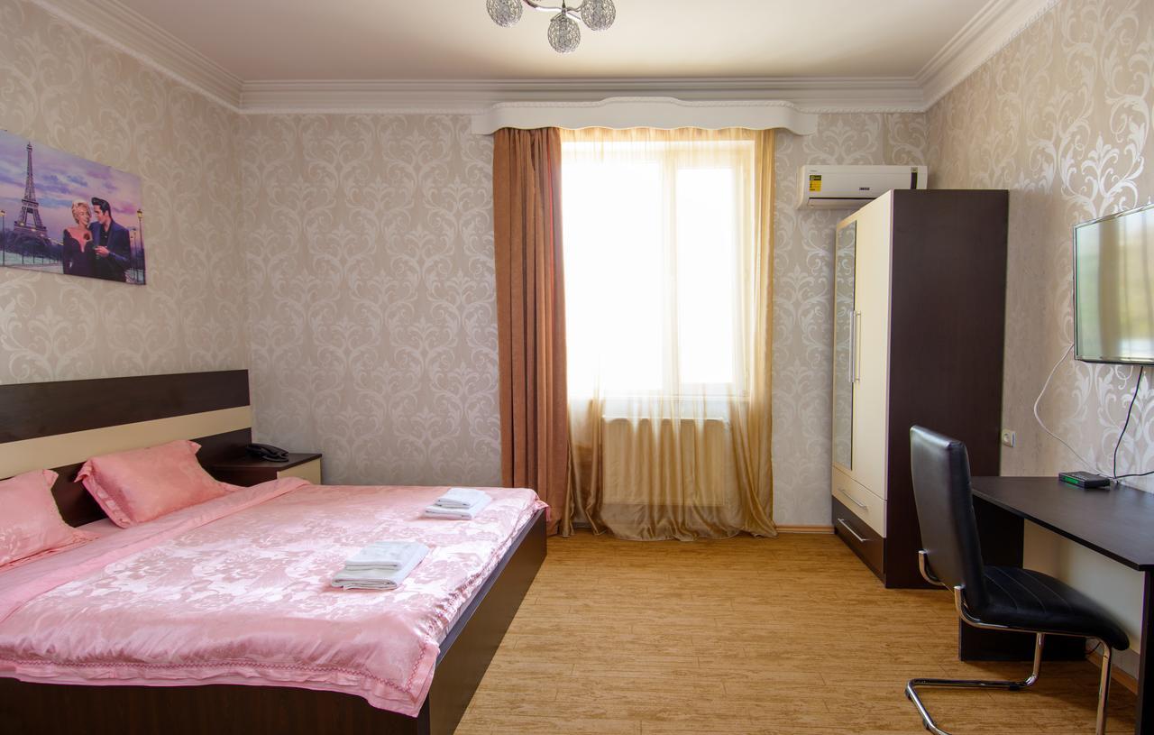 Silk Road Hotel Tbilisi Exteriör bild
